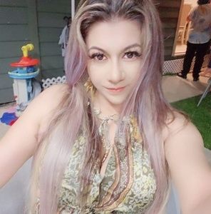 Meet your Posher, Fabiola